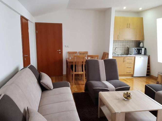 L&S Apartment Jahorina Bagian luar foto